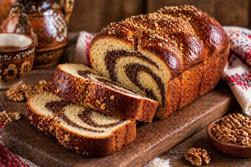 eastern european bread Cozonac